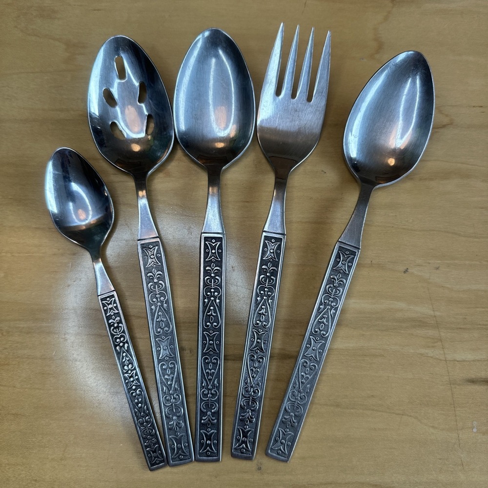 Vtg  MCM Orleans‎ Silver Stainless Korea Pattern ORL 59 Serving Set And Teaspoon